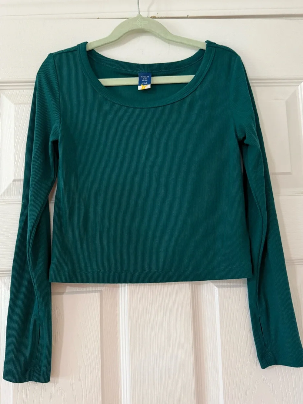 Old Navy Girls Emerald Green long sleeve ribbed crop top in a Medium (8)